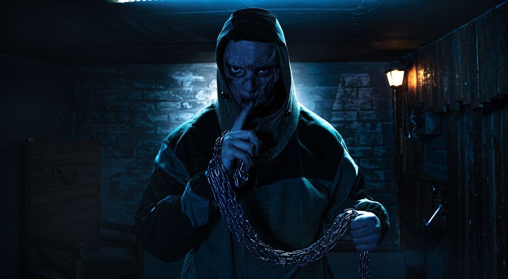 перформанс Падший в Санкт-Петербурге фото 0