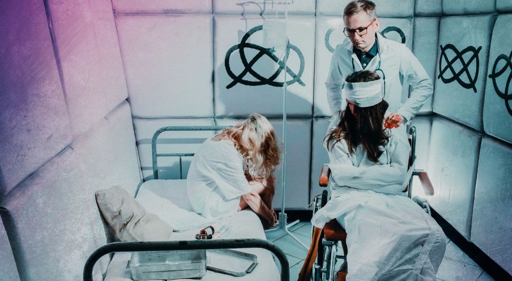 перформанс Психбольница в Санкт-Петербурге фото 0